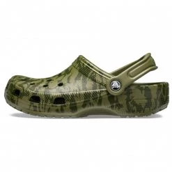 Crocs - Classic Printed Camo Clog - Sandales 8 Crocs - Classic Printed Camo Clog - Sandales -Chaussures de randonnée Soldes crocs classic printed camo clog sandales detail 3